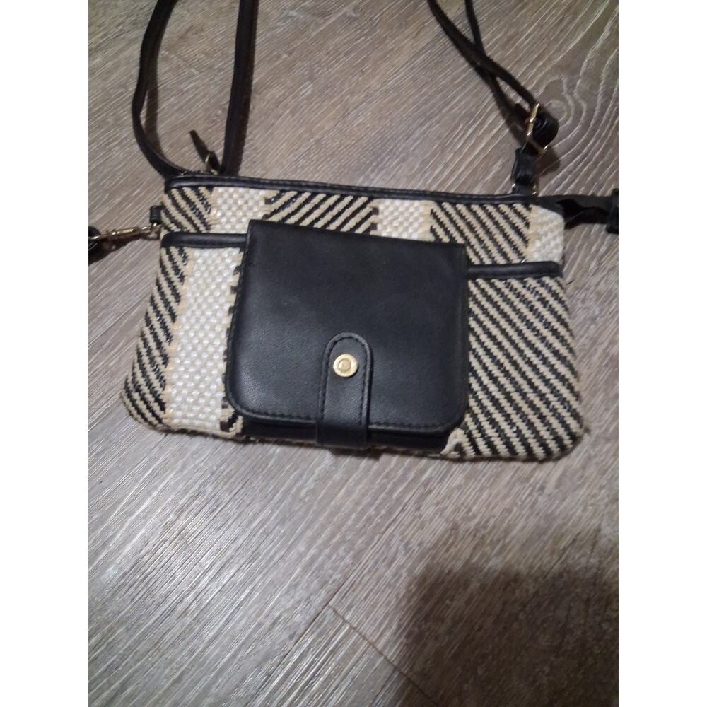 Carry/ Clutch Small Purse Unbranded - Picture 2 of 10